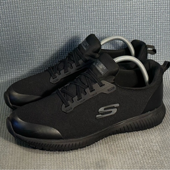 Skechers Work SN 77222 Squad Black Slip Resistant Shoes Women’s Size 10 - Picture 1 of 9